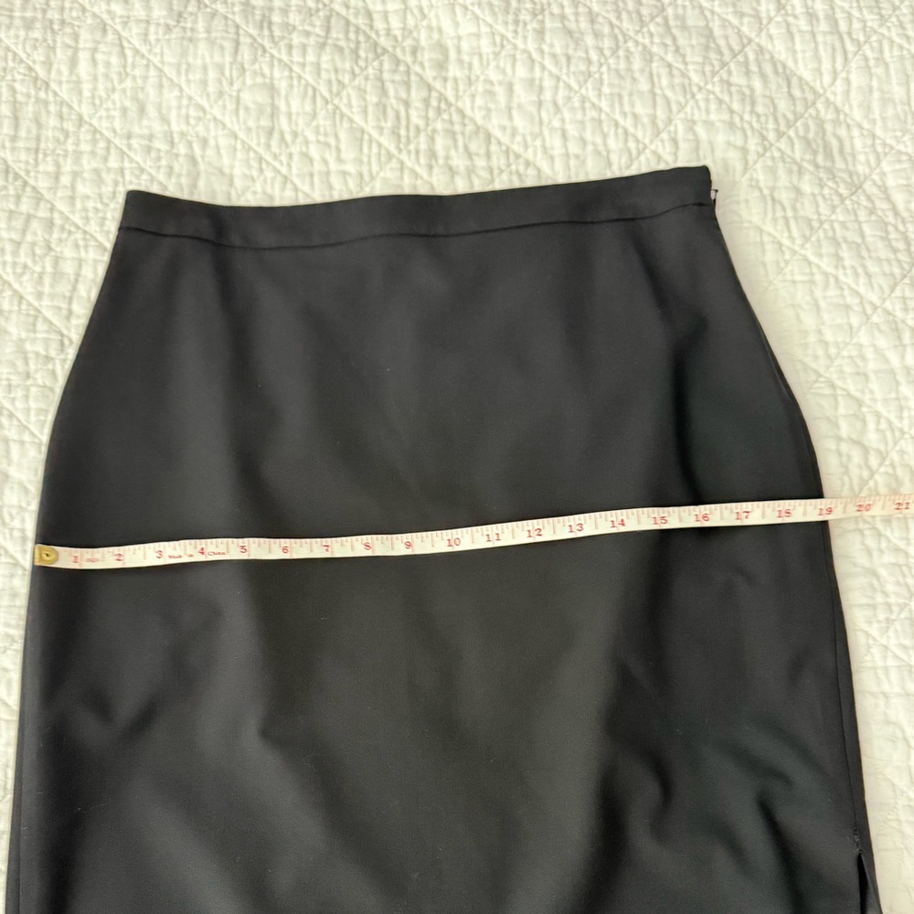 Banana Republic Classic Black Pencil Skirt - Picture 5 of 6